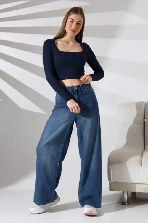 21650 Kare Yaka Crop Lacivert