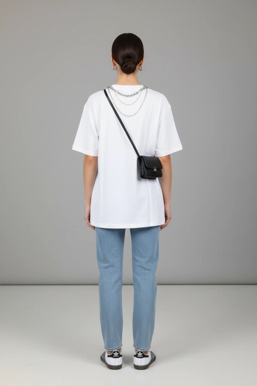 2586 Kolye Detay Tshirt Ekru