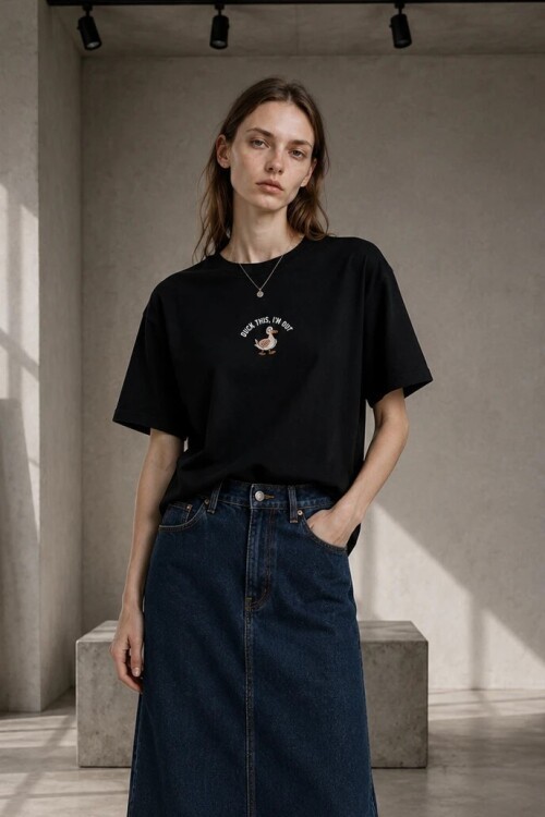 D9686 Ördek Nakışlı Tshirt Siyah