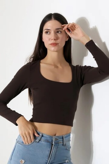 21650 Kare Yaka Crop Kahve